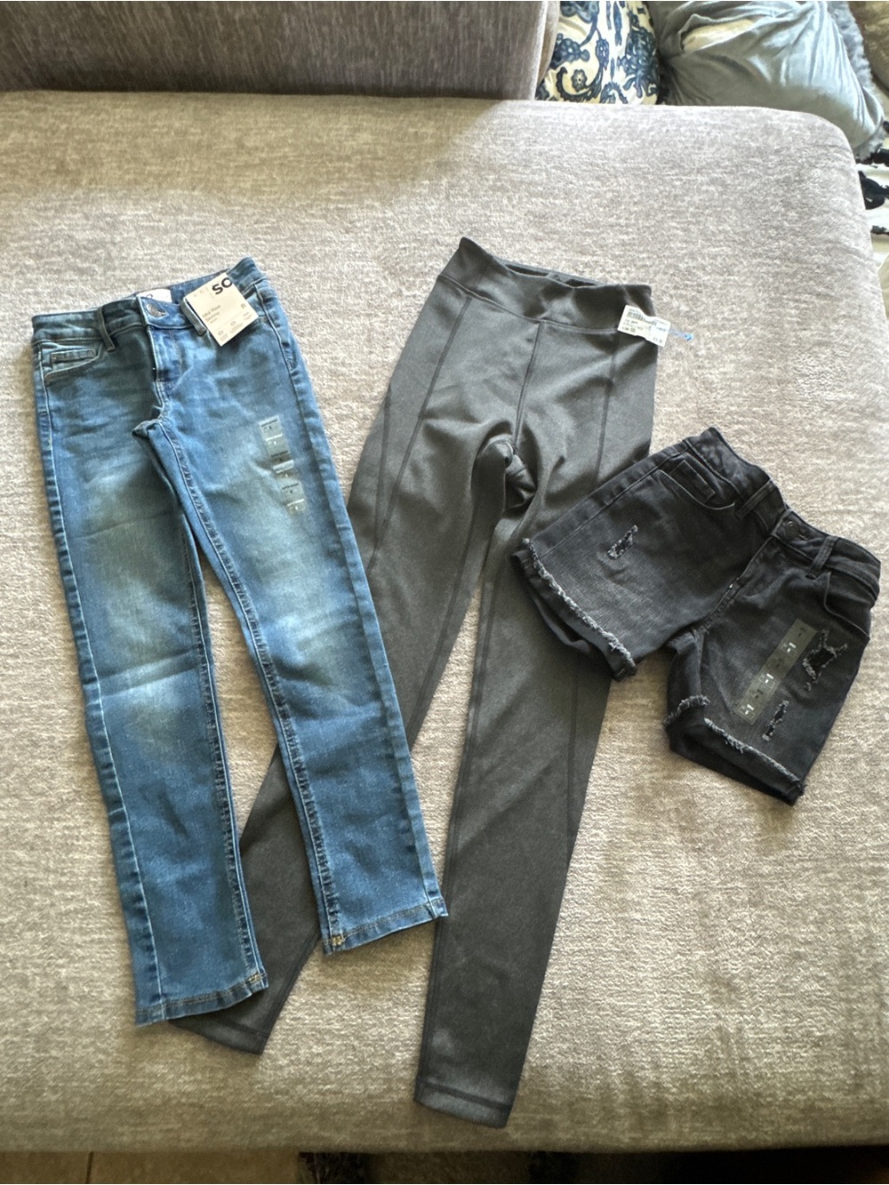 Pants/shorts bundle for tween girl
